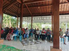 Sosialisasi Pemilihan Lurah tentang Calon Lurah dan Tata Cara Pemungutan Suara